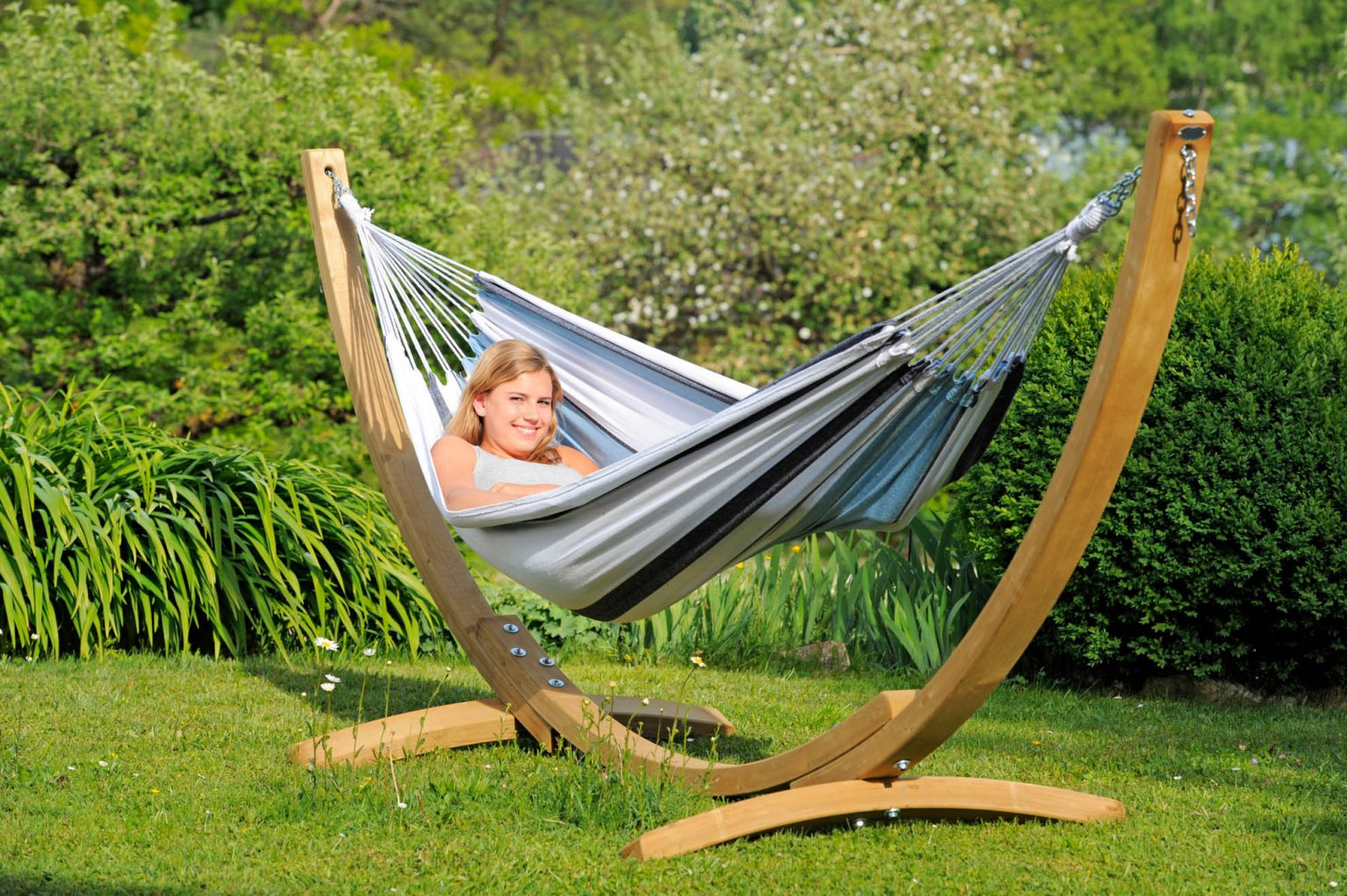 Hängematte mit Gestell Indoor & Outdoor Haengewelt.de