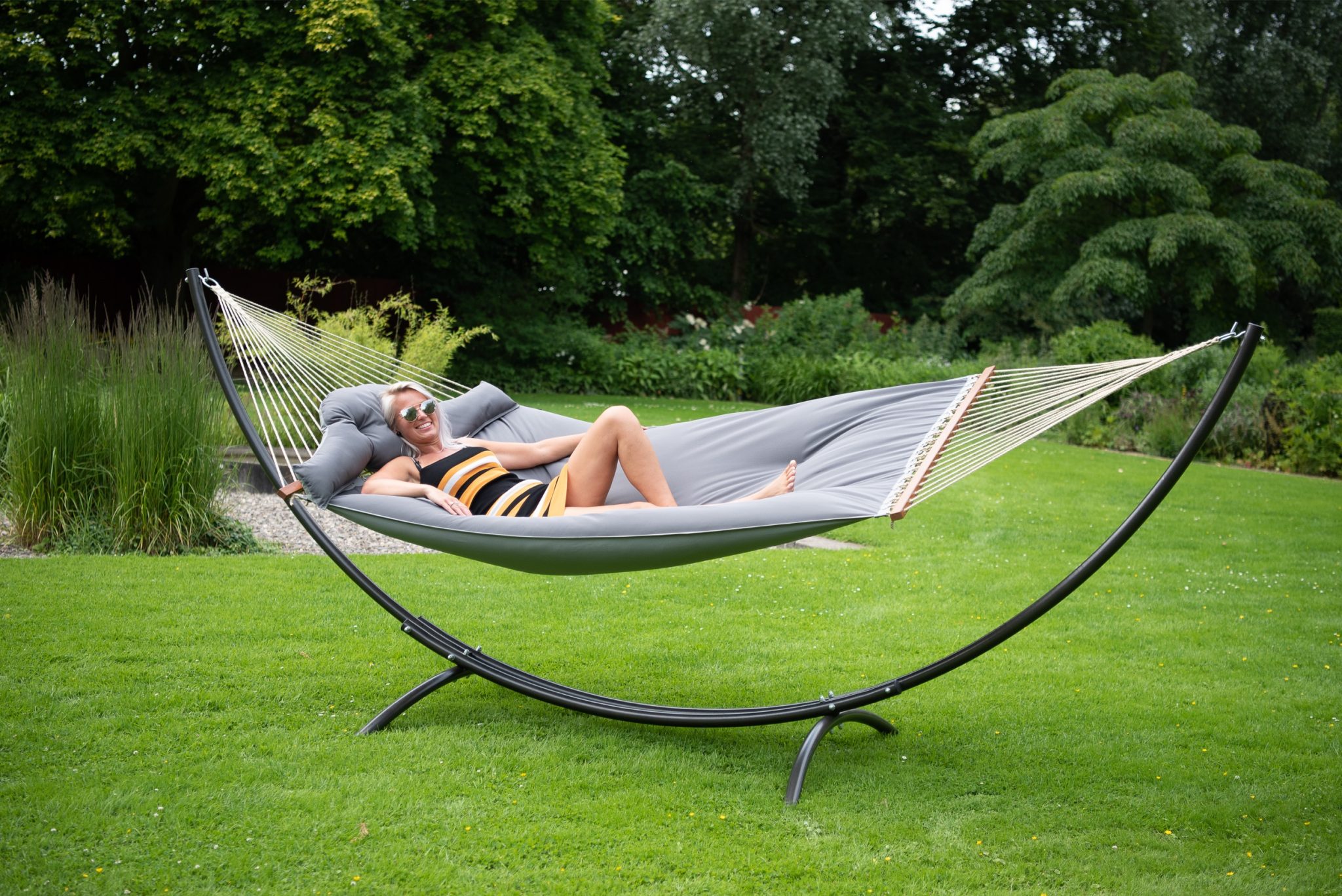 Hängematte mit Gestell Indoor & Outdoor Haengewelt.de